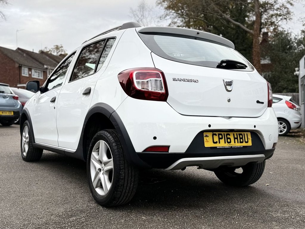 Used Dacia Sandero Stepway 2016 for sale - 76604702: Photo 31