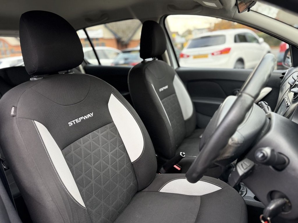 Used Dacia Sandero Stepway 2016 for sale - 76604702: Photo 44