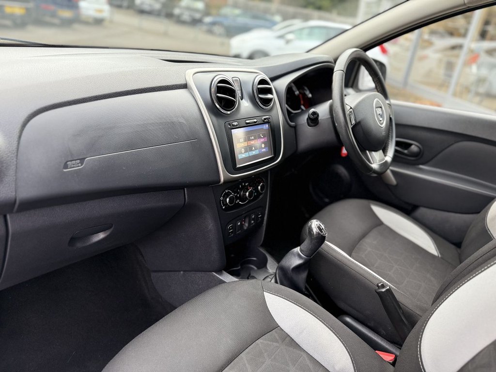 Used Dacia Sandero Stepway 2016 for sale - 76604702: Photo 48