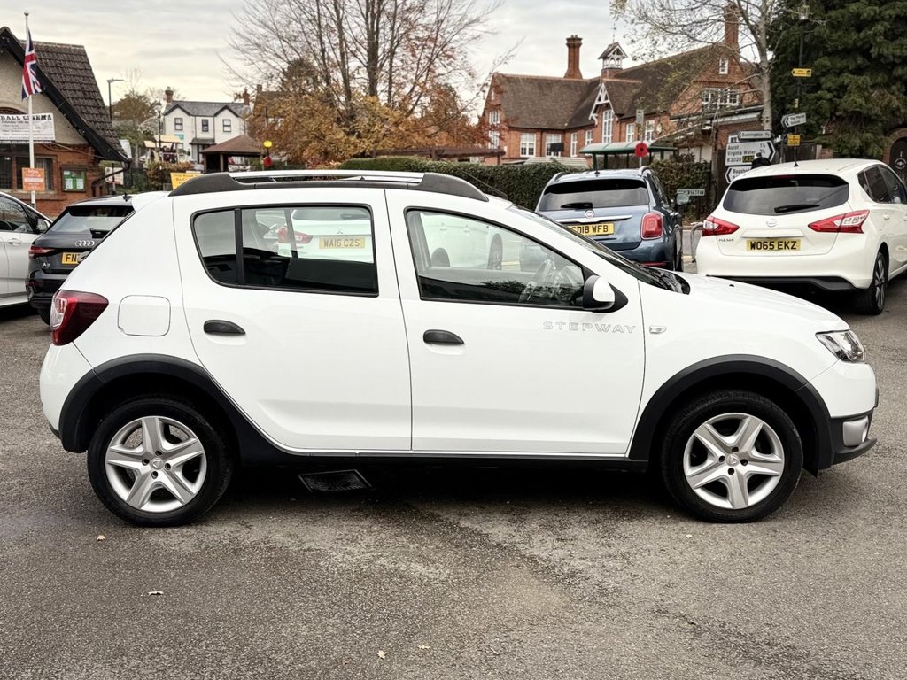 Used Dacia Sandero Stepway 2016 for sale - 76604702: Photo 7