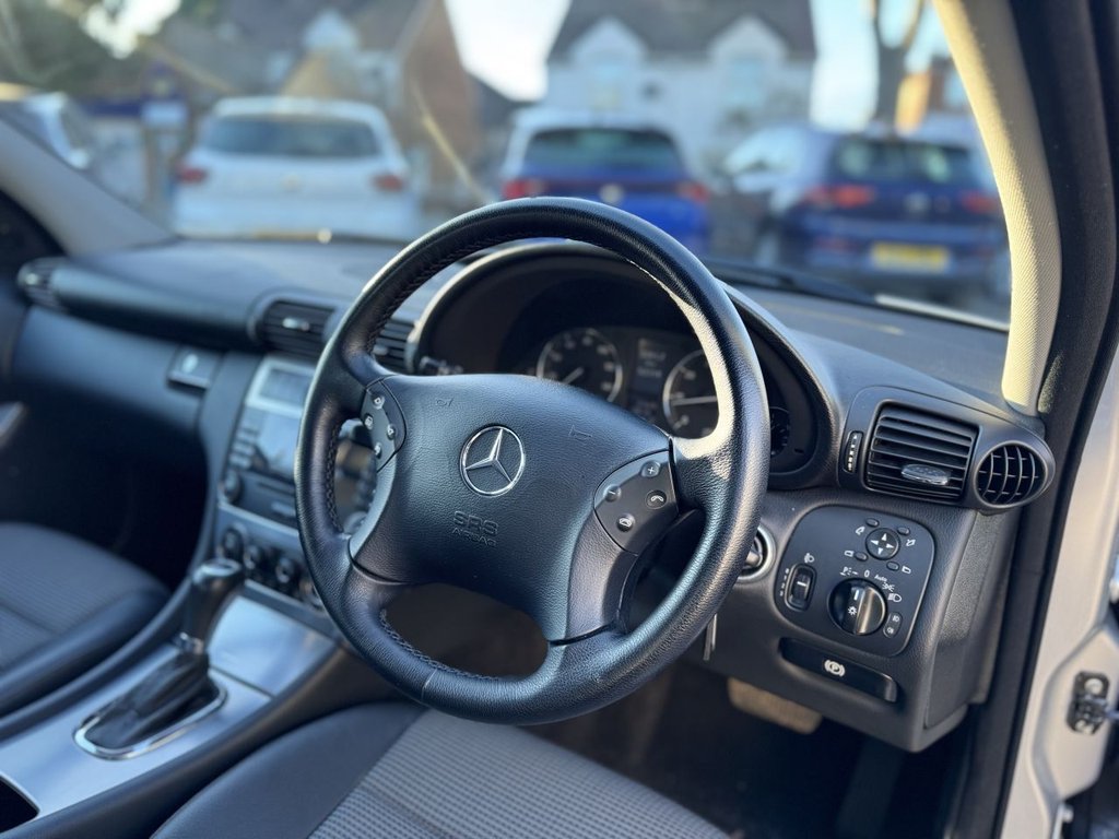 Used Mercedes-Benz C Class 2006 for sale - 77990709: Photo 35