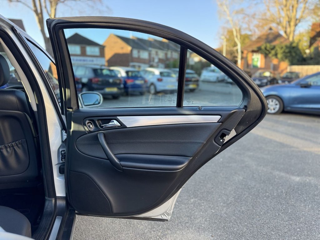 Used Mercedes-Benz C Class 2006 for sale - 77990709: Photo 38