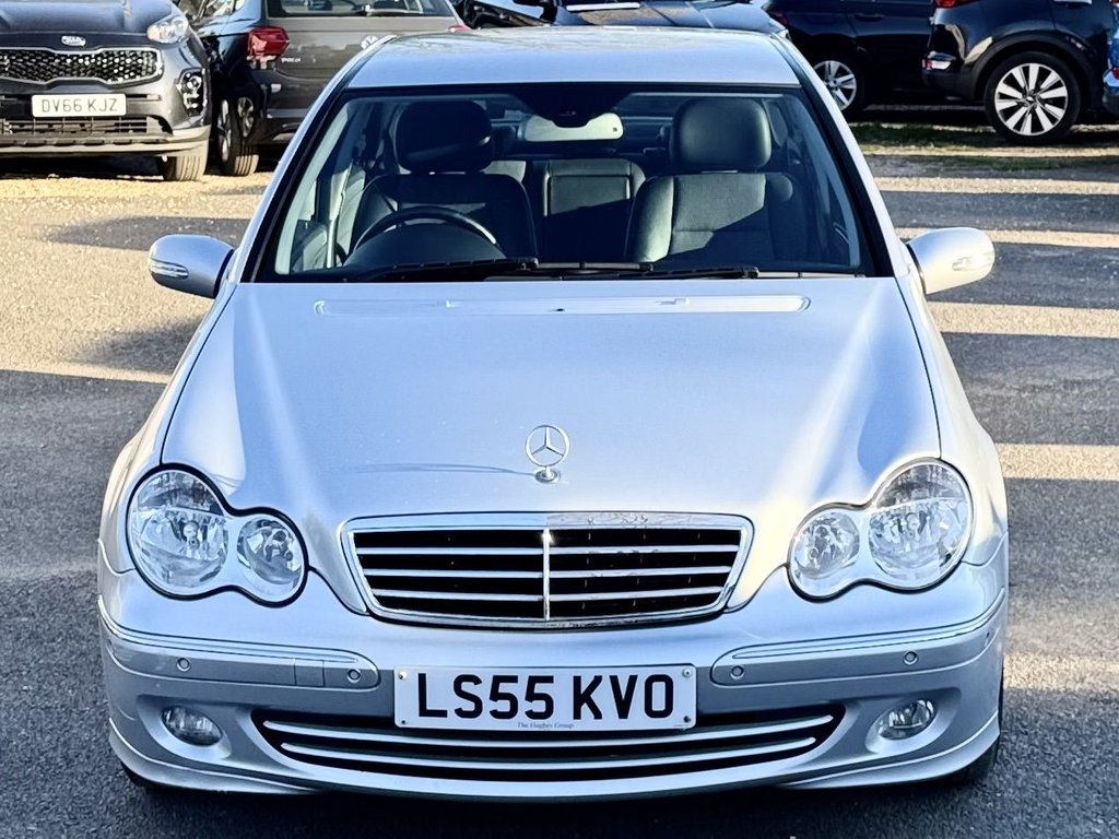 Used Mercedes-Benz C Class 2006 for sale - 77990709: Photo 4