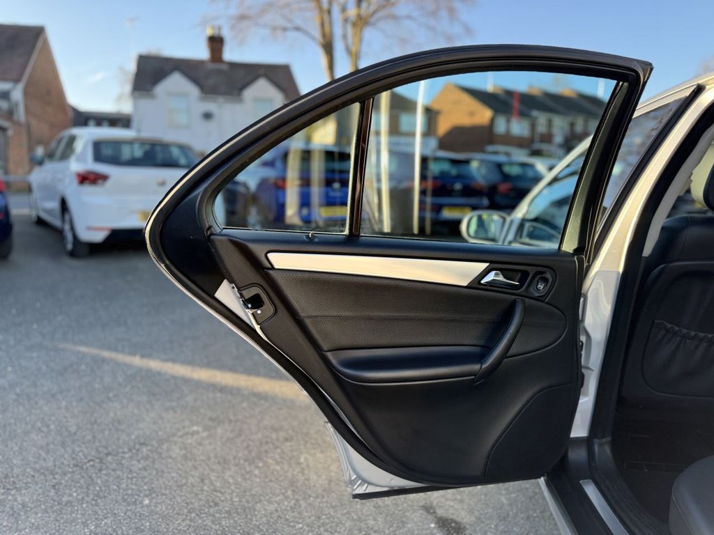 Used Mercedes-Benz C Class 2006 for sale - 77990709: Photo 45