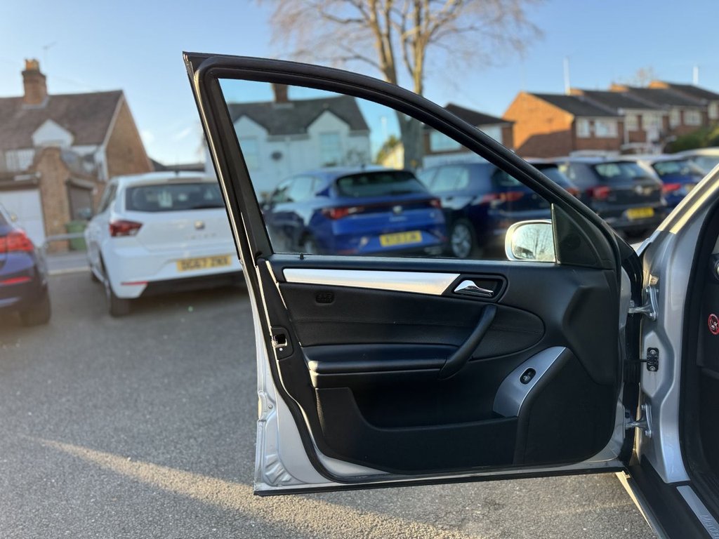 Used Mercedes-Benz C Class 2006 for sale - 77990709: Photo 46