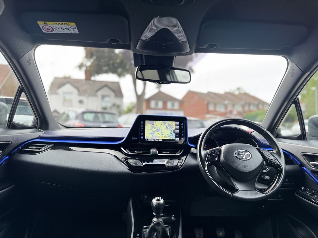 Used Toyota C-HR 2018 for sale - 76558458: Photo 11