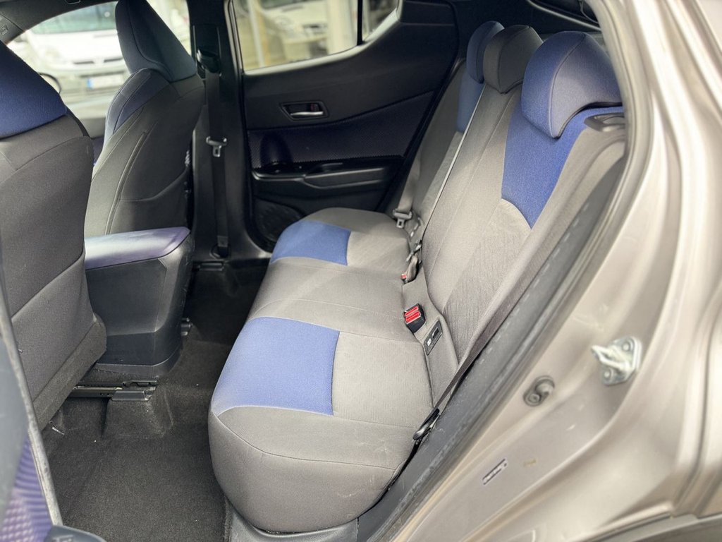 Used Toyota C-HR 2018 for sale - 76558458: Photo 15