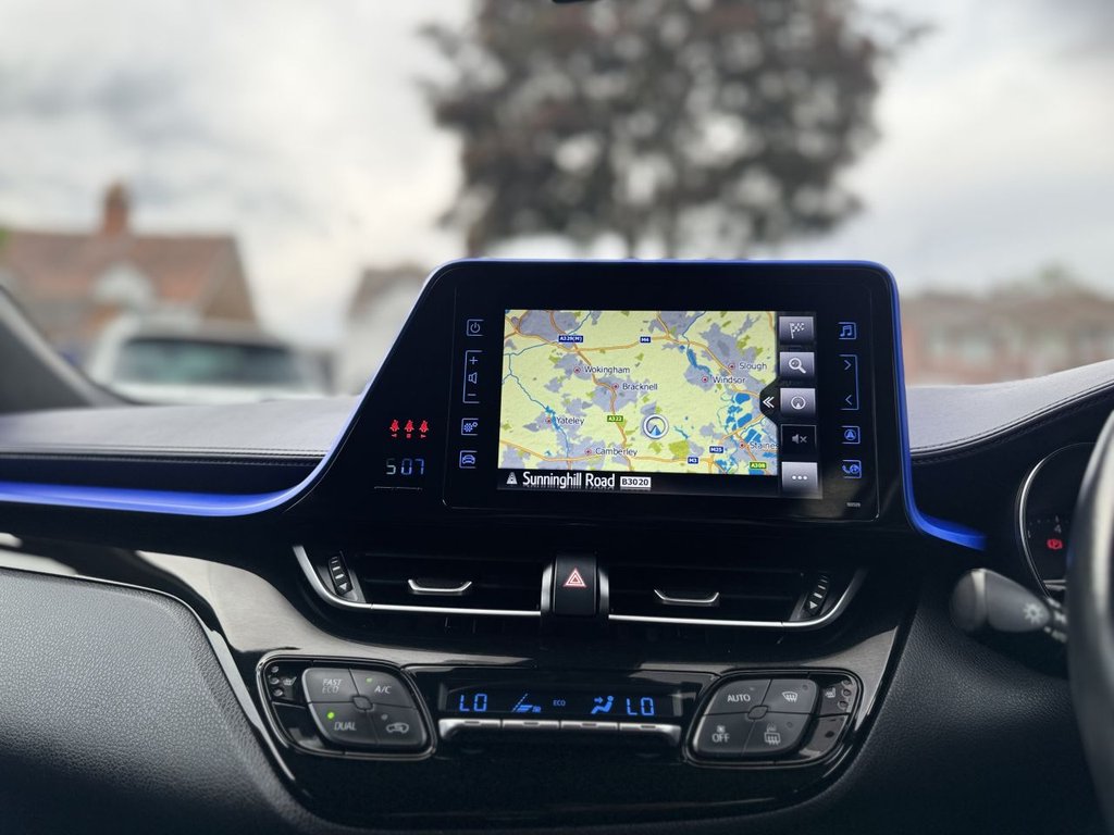 Used Toyota C-HR 2018 for sale - 76558458: Photo 17