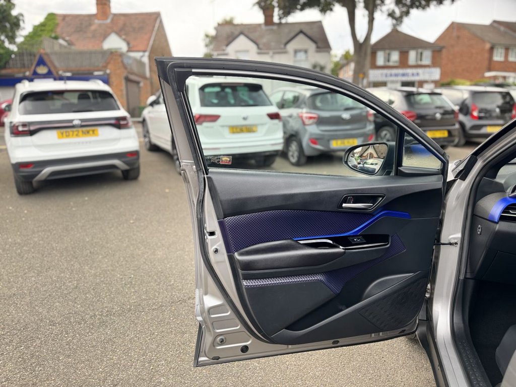 Used Toyota C-HR 2018 for sale - 76558458: Photo 20