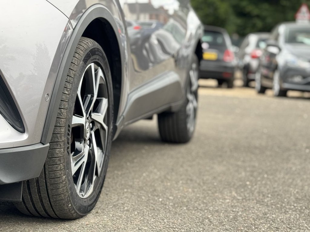 Used Toyota C-HR 2018 for sale - 76558458: Photo 34