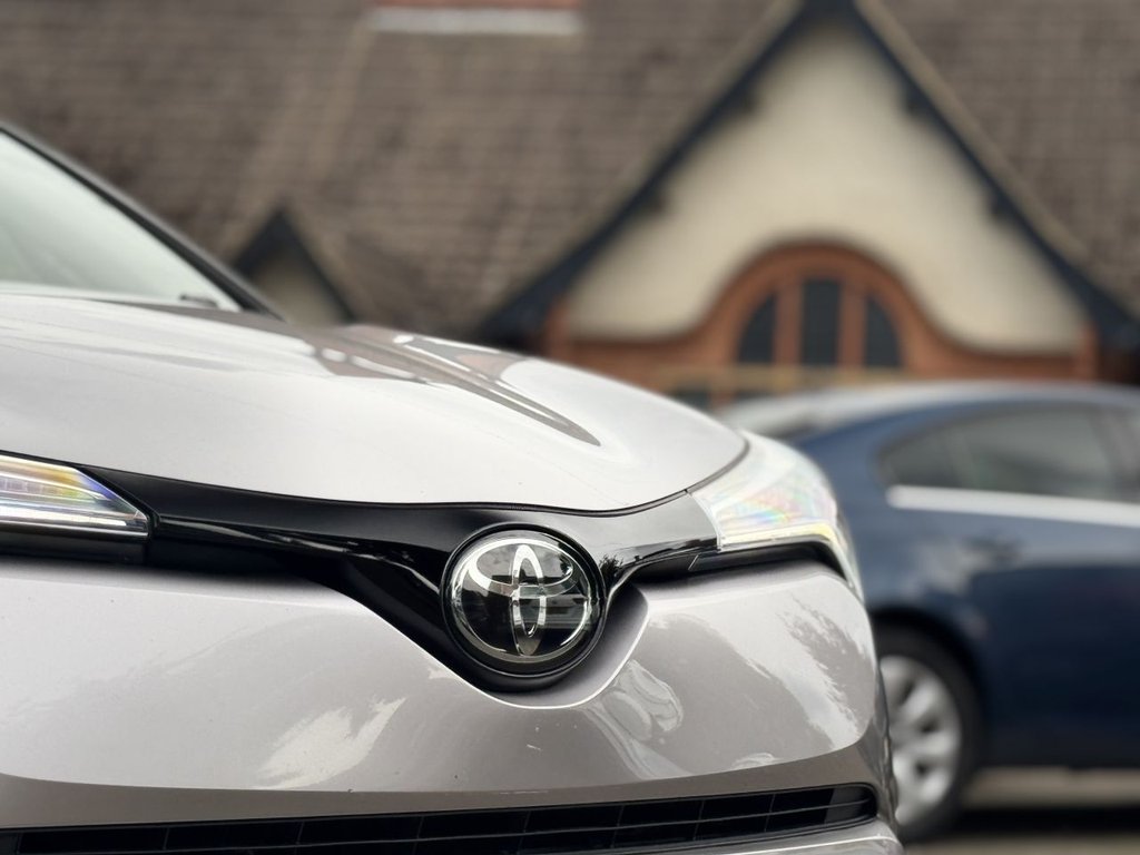 Used Toyota C-HR 2018 for sale - 76558458: Photo 44