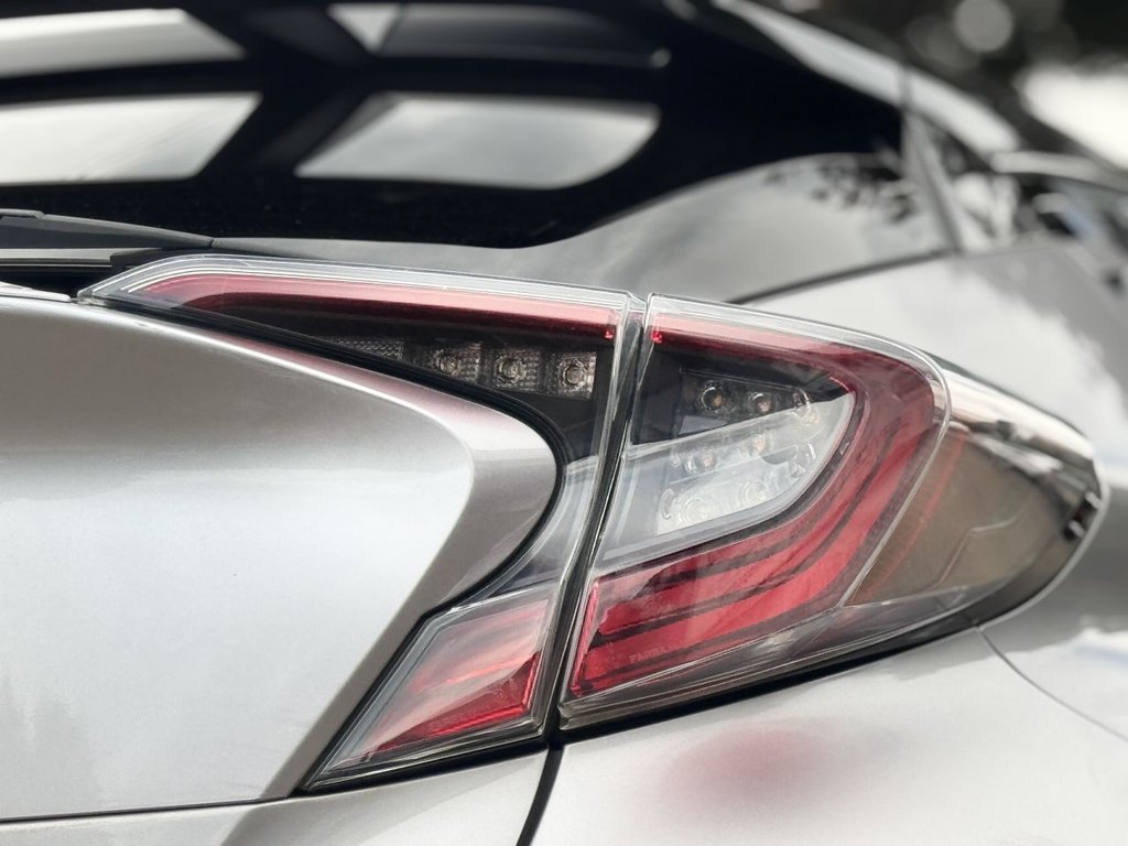 Used Toyota C-HR 2018 for sale - 76558458: Photo 48