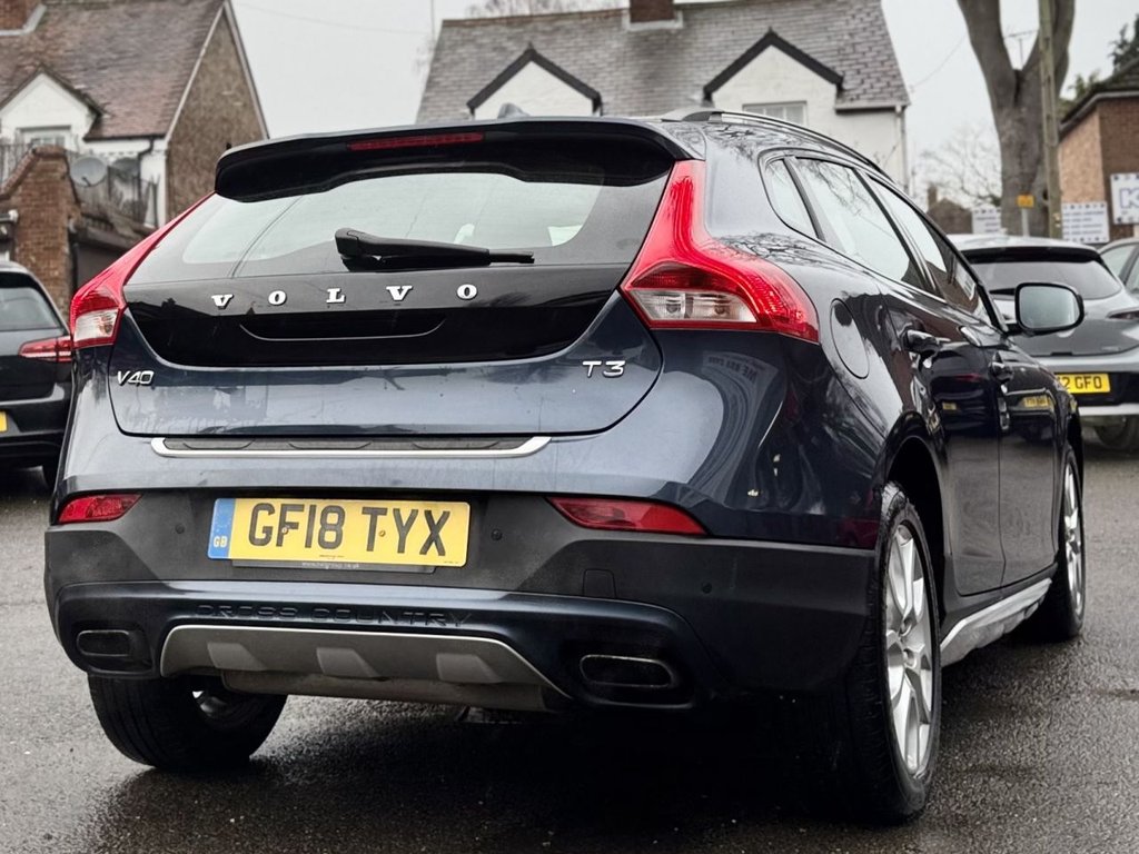 Used Volvo V40 2018 for sale - 77780150: Photo 28