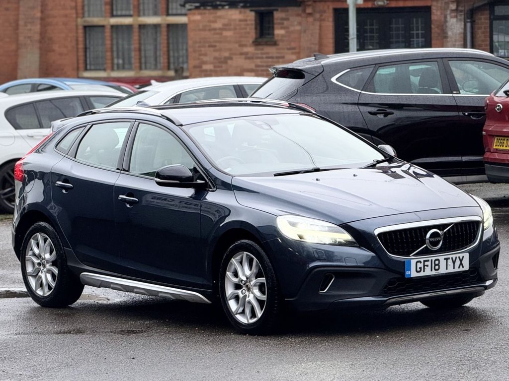 Used Volvo V40 2018 for sale - 77780150: Photo 3