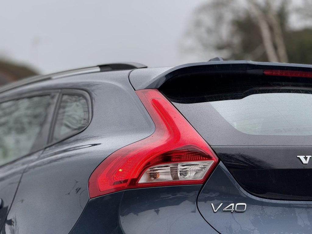 Used Volvo V40 2018 for sale - 77780150: Photo 34