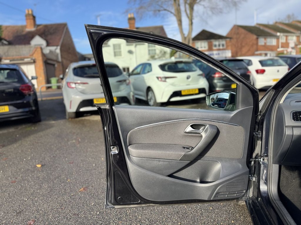 Used Volkswagen Polo 2015 for sale - 77301886: Photo 19