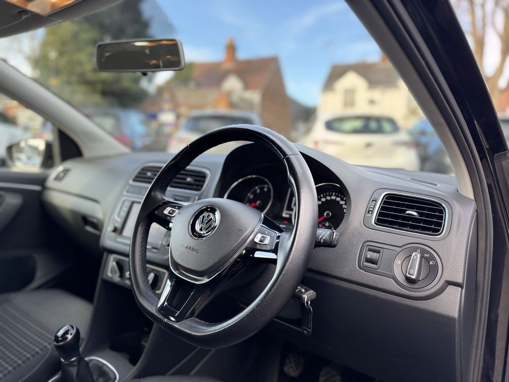 Used Volkswagen Polo 2015 for sale - 77301886: Photo 41