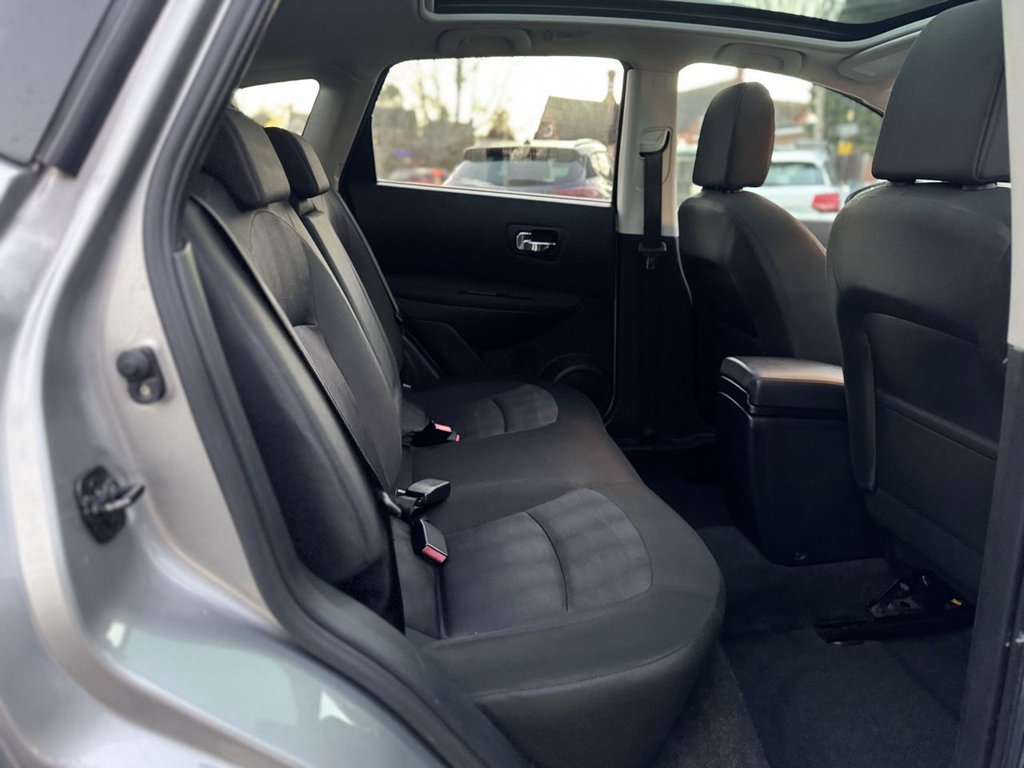 Used Nissan Qashqai 2011 for sale - 76910104: Photo 13