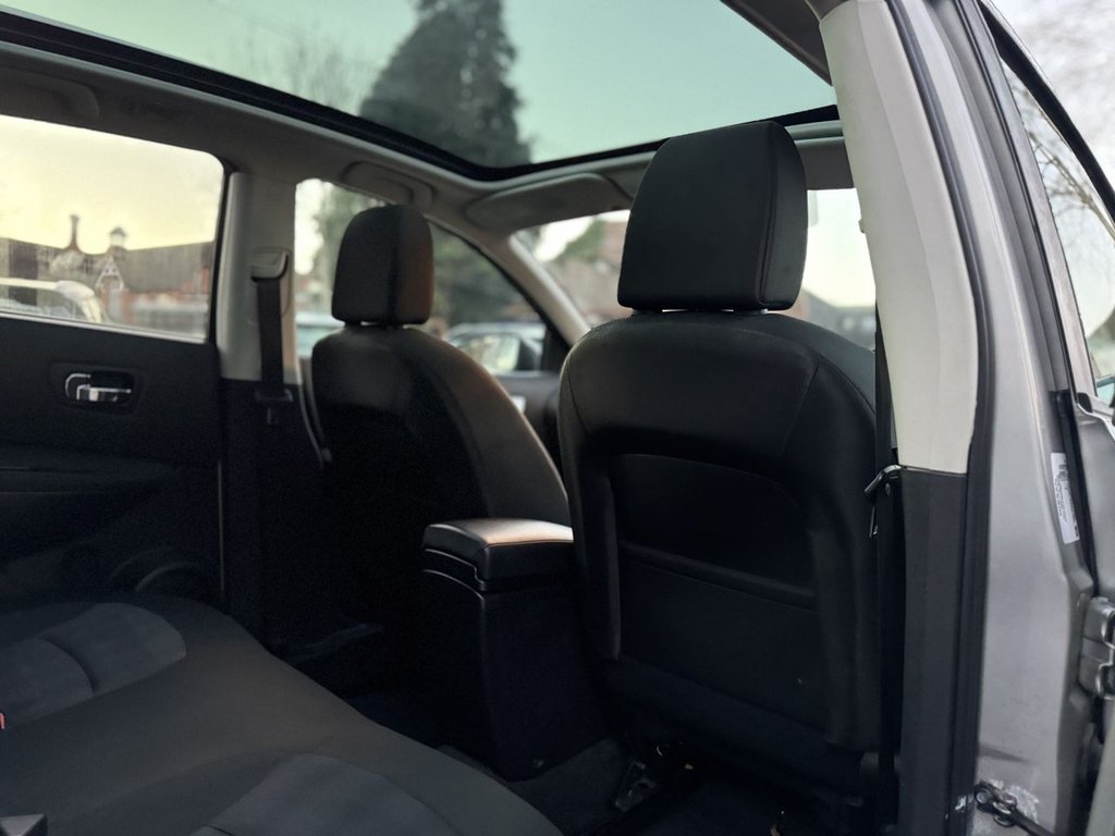 Used Nissan Qashqai 2011 for sale - 76910104: Photo 23