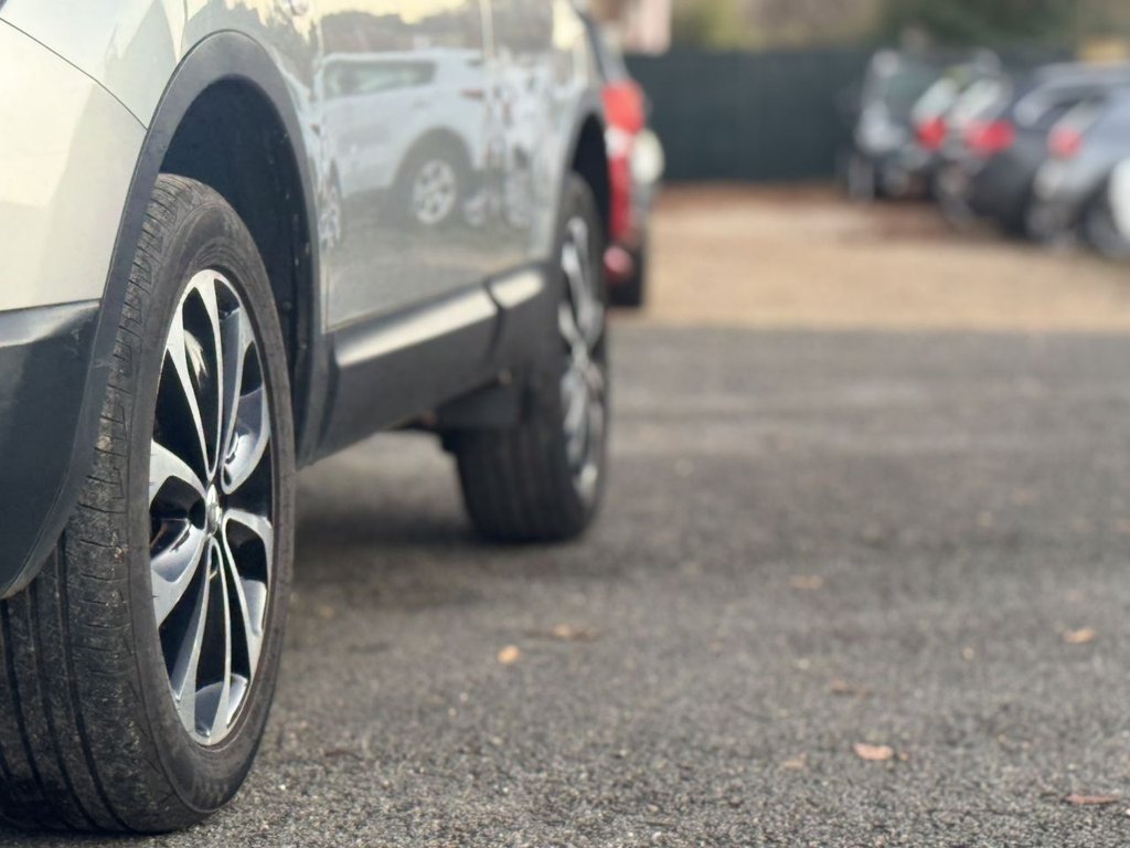 Used Nissan Qashqai 2011 for sale - 76910104: Photo 40