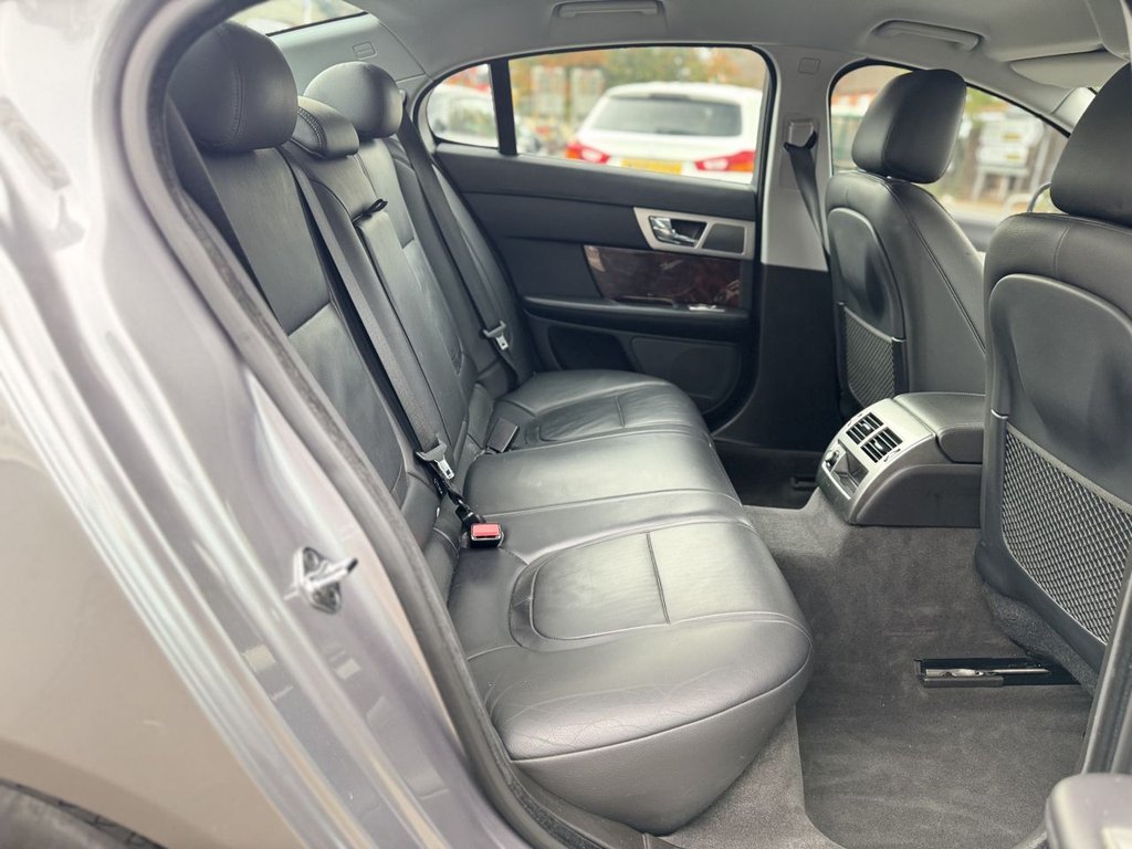 Used Jaguar XF 2012 for sale - 76356137: Photo 14
