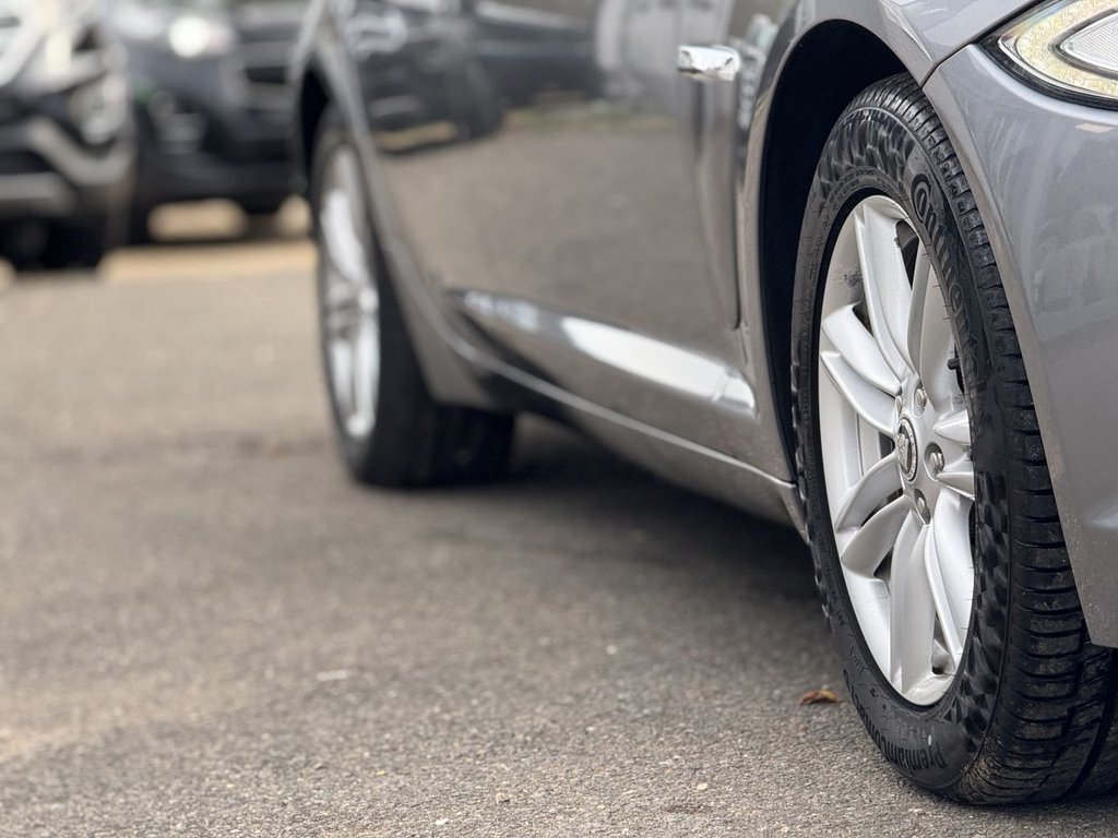 Used Jaguar XF 2012 for sale - 76356137: Photo 48