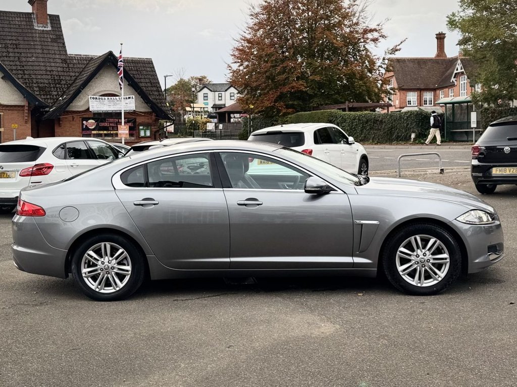 Used Jaguar XF 2012 for sale - 76356137: Photo 7