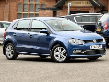 Used Volkswagen Polo 2016 for sale - 79032211: Photo