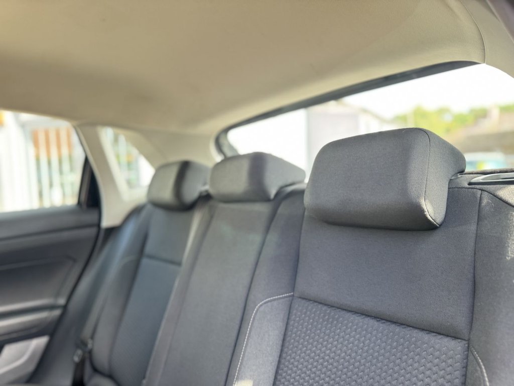 Used Volkswagen Polo 2018 for sale - 76558685: Photo 15