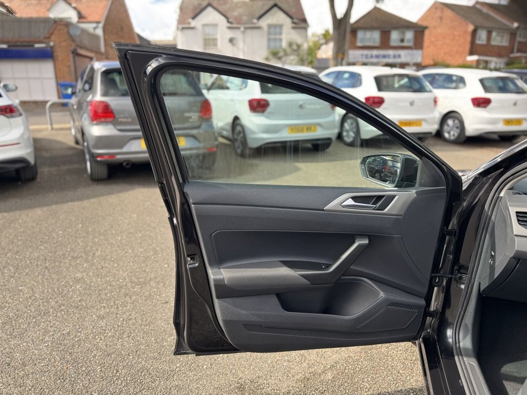 Used Volkswagen Polo 2018 for sale - 76558685: Photo 17