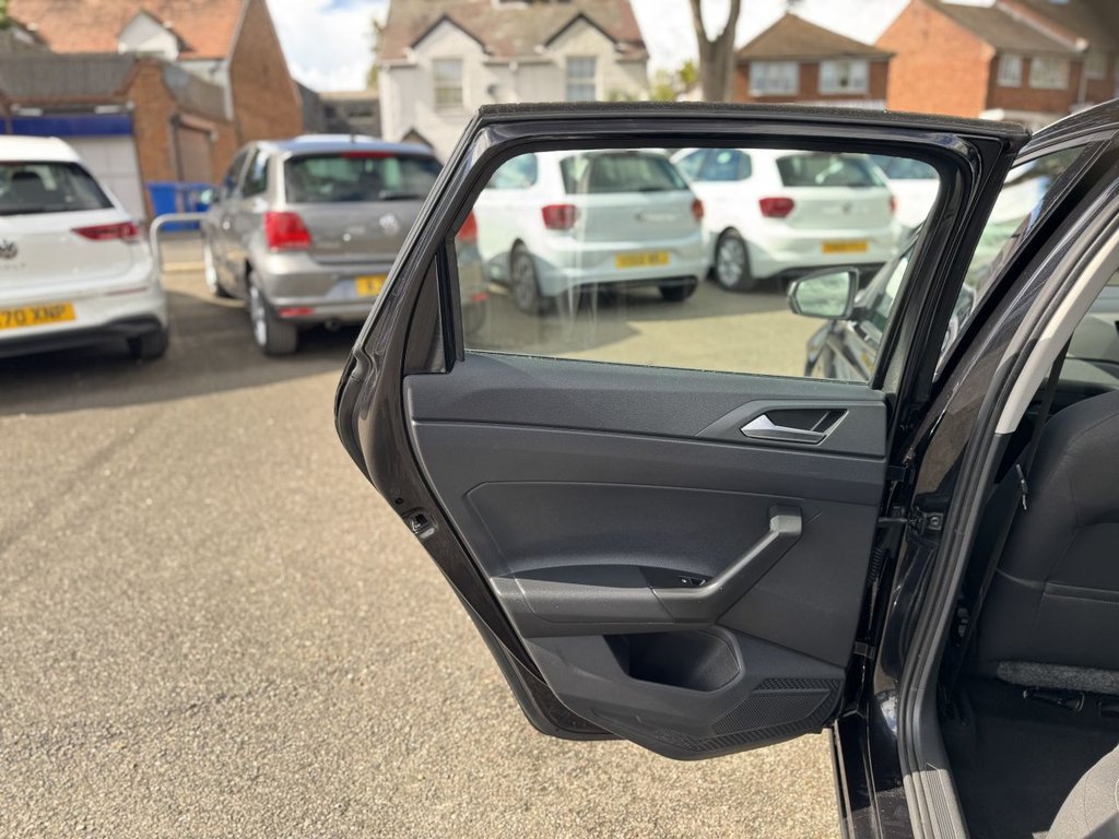 Used Volkswagen Polo 2018 for sale - 76558685: Photo 30