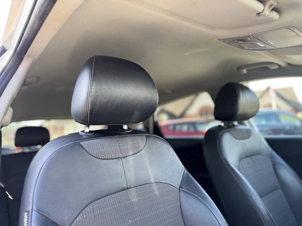 Used Kia Niro 2017 for sale - 78200137: Photo 37