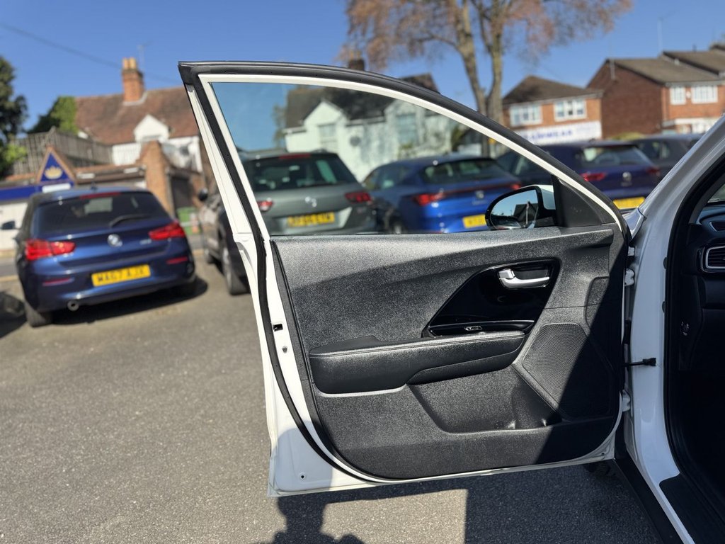 Used Kia Niro 2017 for sale - 78200137: Photo 41