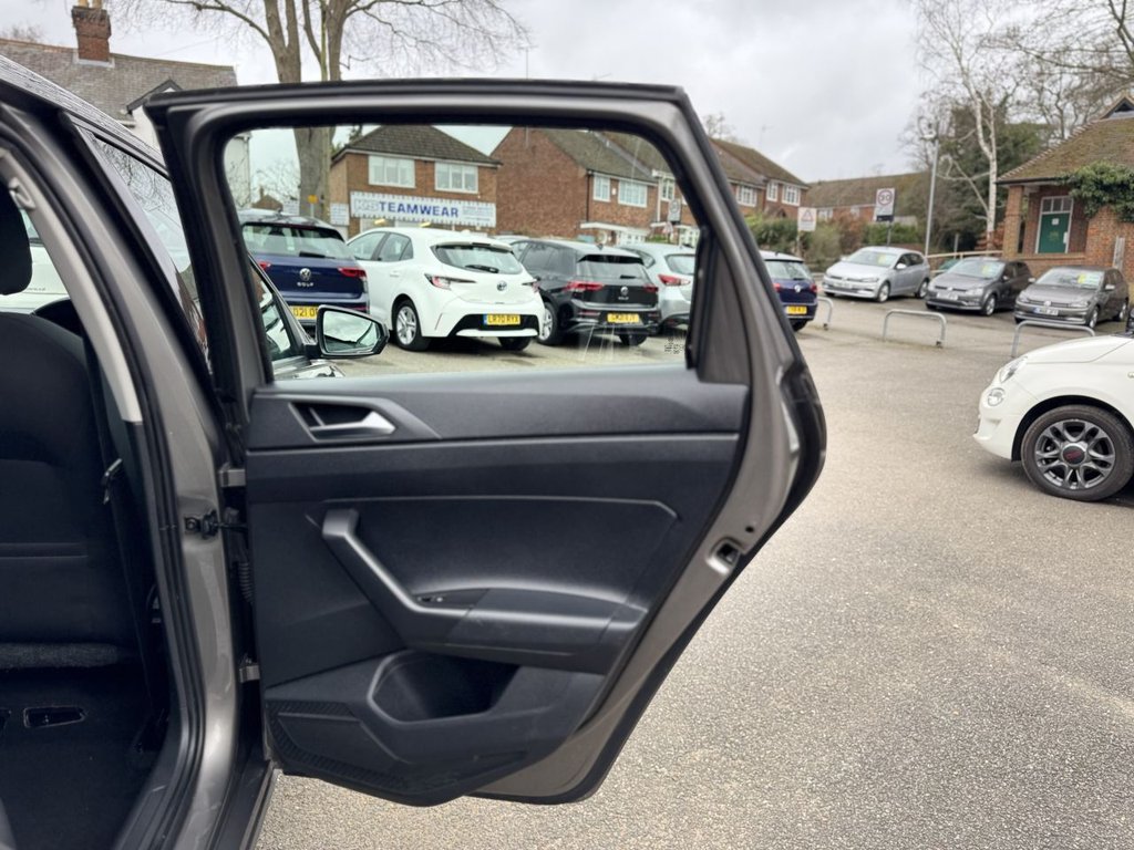Used Volkswagen Polo 2018 for sale - 77654812: Photo 32