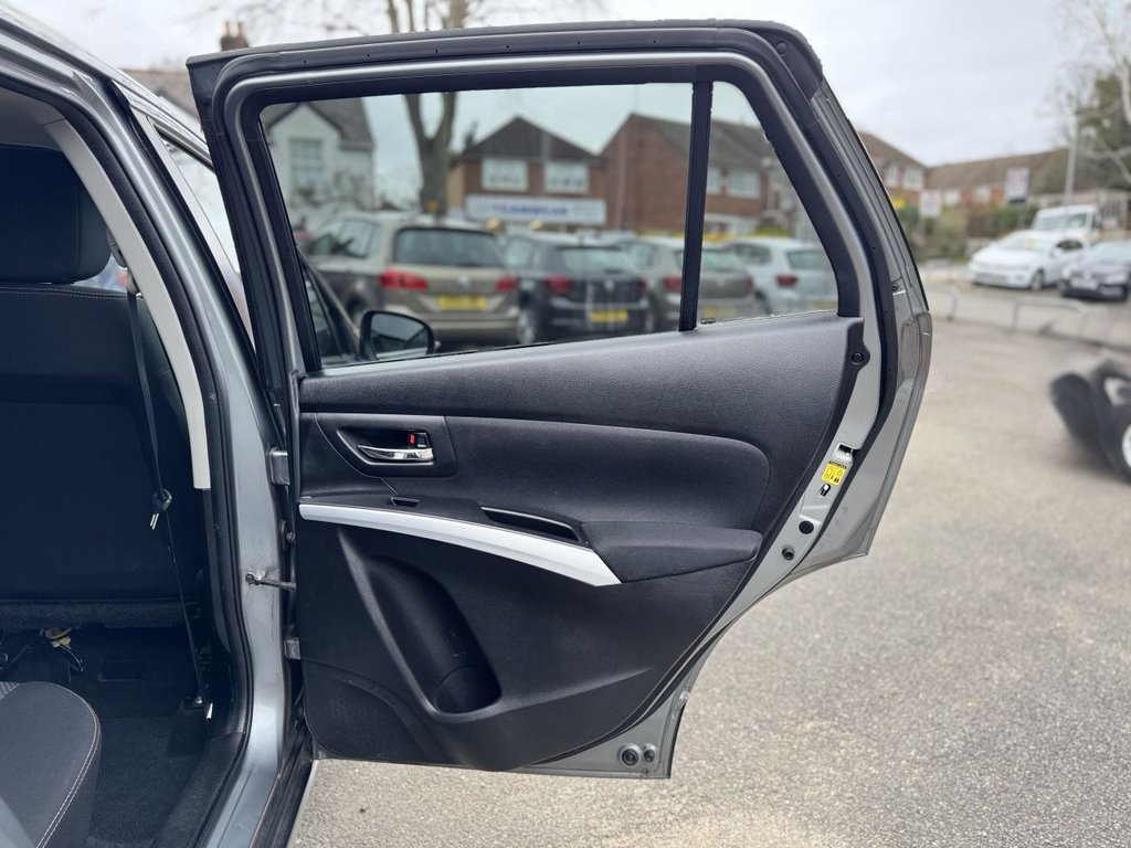 Used Suzuki SX4 S-Cross 2016 for sale - 77919911: Photo 24