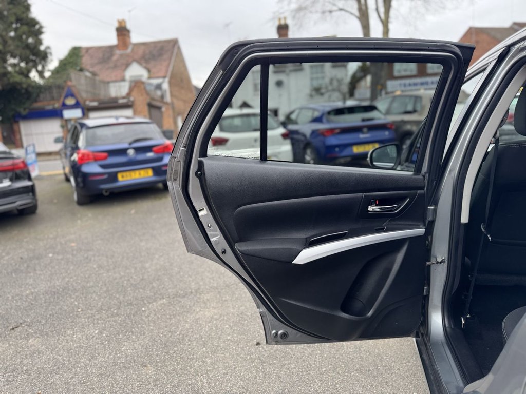 Used Suzuki SX4 S-Cross 2016 for sale - 77919911: Photo 33