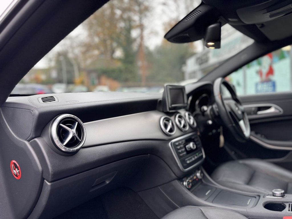 Used Mercedes-Benz CLA 2014 for sale - 76848208: Photo 16