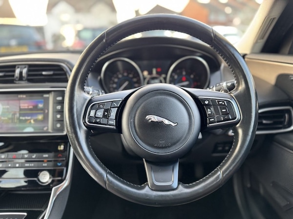 Used Jaguar XE 2016 for sale - 75473561: Photo 16