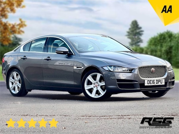 Used Jaguar XE 2016 for sale - 75473561: Photo 1