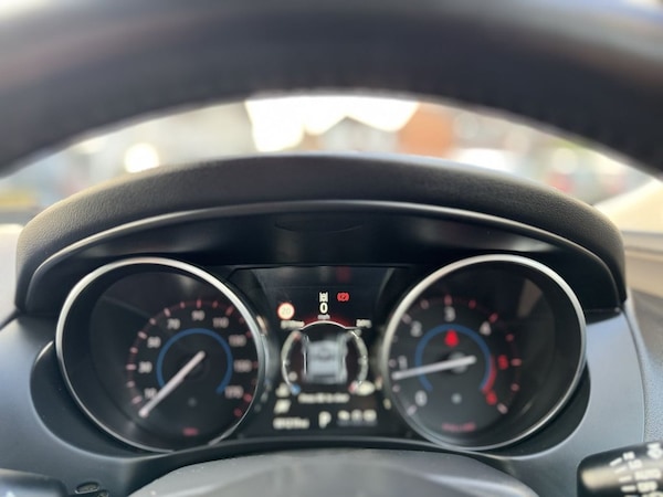 Used Jaguar XE 2016 for sale - 75473561: Photo 30