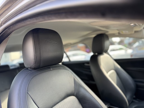Used Jaguar XE 2016 for sale - 75473561: Photo 32