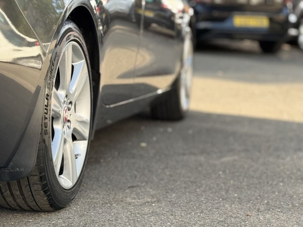 Used Jaguar XE 2016 for sale - 75473561: Photo 33