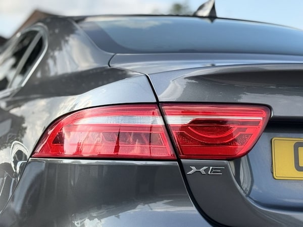 Used Jaguar XE 2016 for sale - 75473561: Photo 38