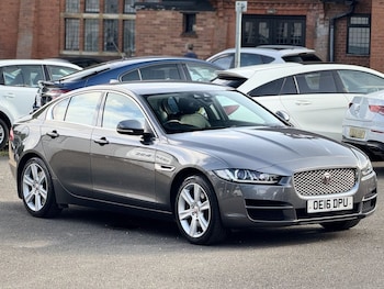 Used Jaguar XE 2016 for sale - 75473561: Photo