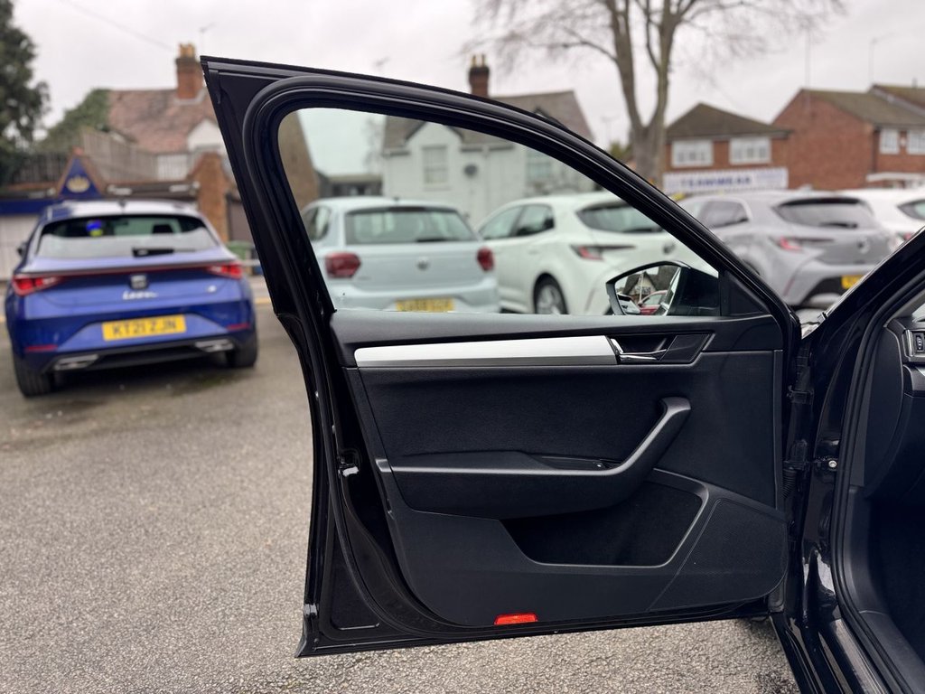 Used Skoda Superb 2016 for sale - 77632164: Photo 35