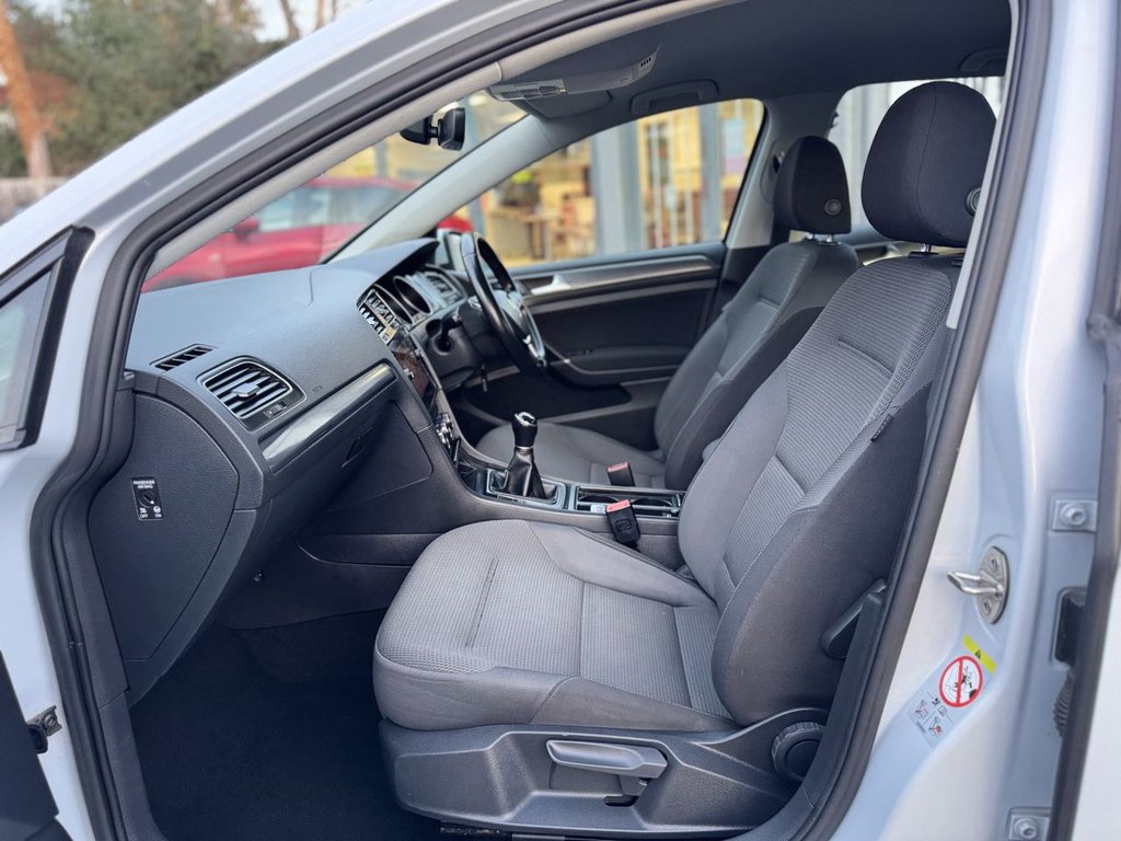 Used Volkswagen Golf 2018 for sale - 76604668: Photo 11