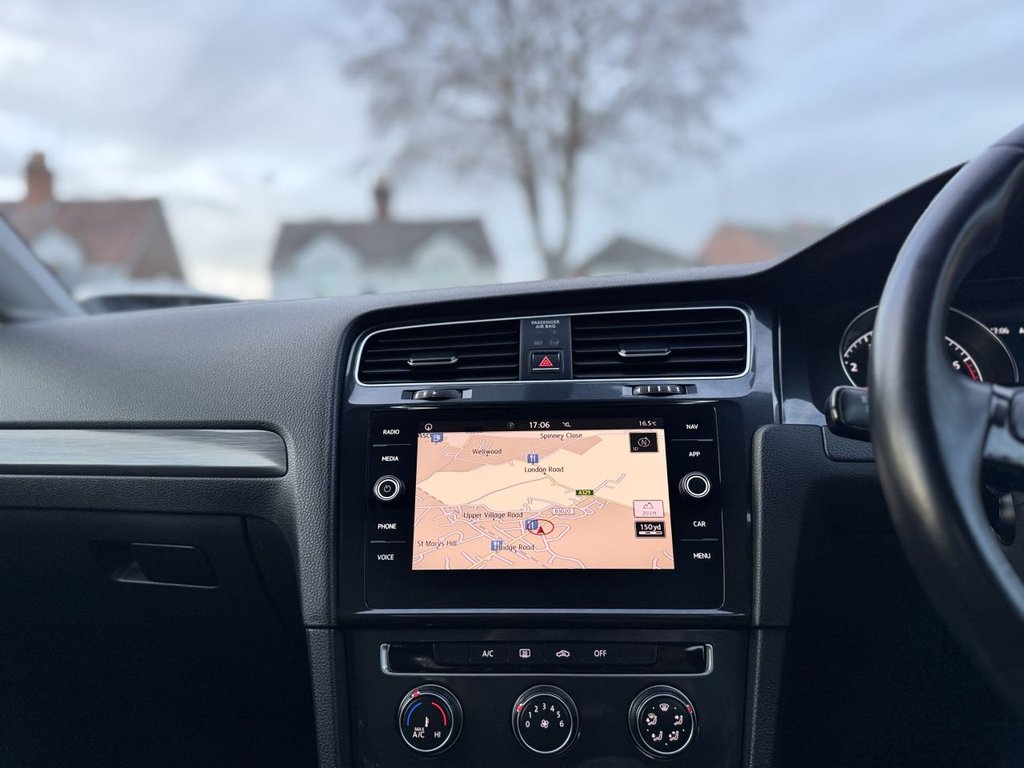 Used Volkswagen Golf 2018 for sale - 76604668: Photo 13