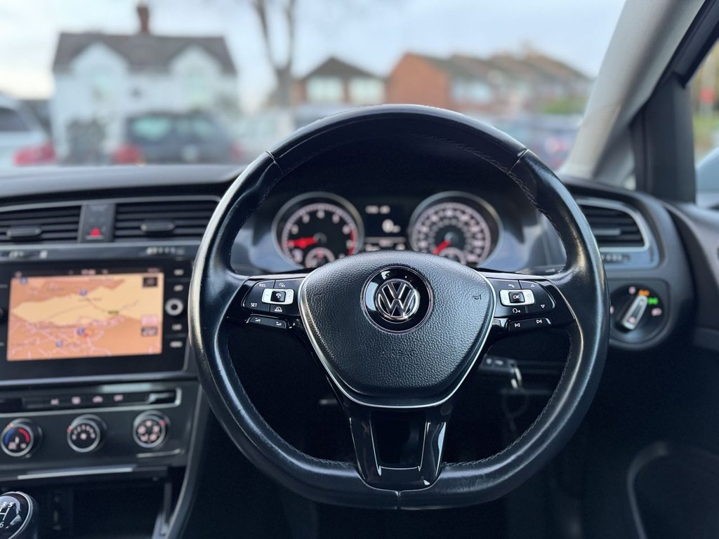 Used Volkswagen Golf 2018 for sale - 76604668: Photo 15