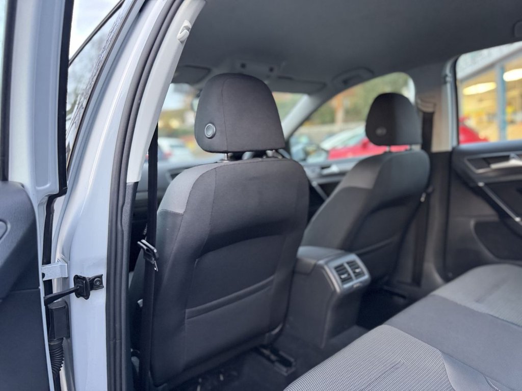 Used Volkswagen Golf 2018 for sale - 76604668: Photo 17