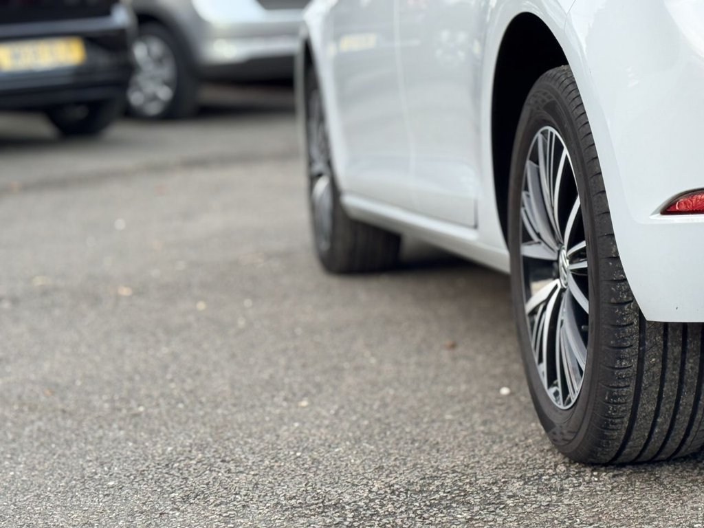 Used Volkswagen Golf 2018 for sale - 76604668: Photo 27